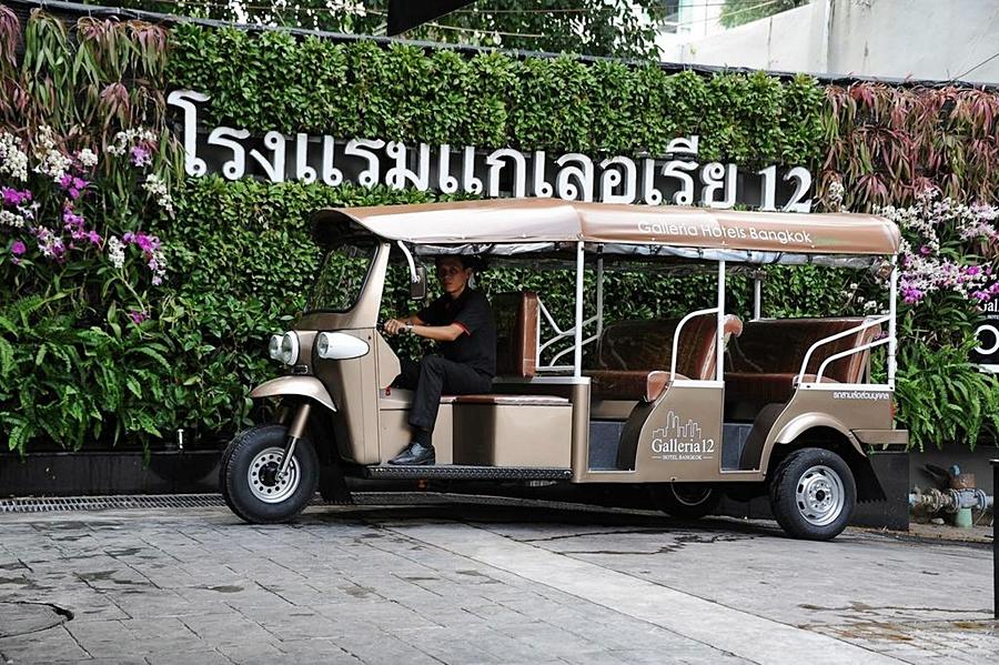 Galleria 12 Sukhumvit Bangkok By Compass Hospitality Exterior photo